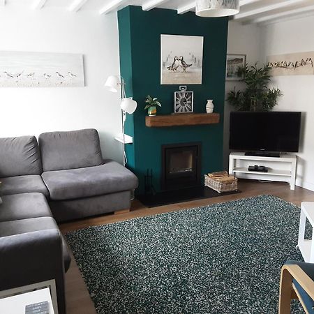Inner Harbour Cottage Портрит Экстерьер фото