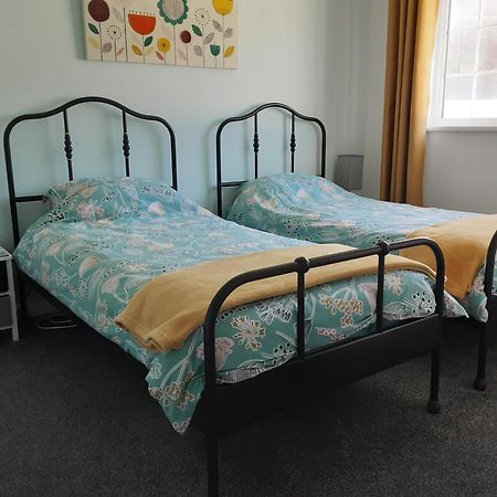 Inner Harbour Cottage Портрит Экстерьер фото
